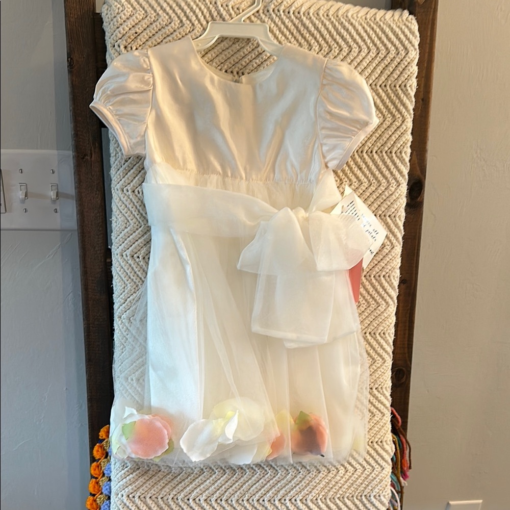 Baby Girl’s White Dress with Floral Accents 24month NWT